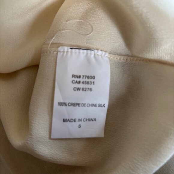 Chaser Ivory Silk Long Sleeve Pullover Top Blouse NWT Small - Picture 7 of 7